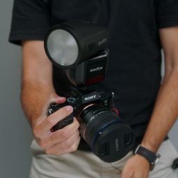 Godox V100, un flash compacto y ligero con muchas posibilidades